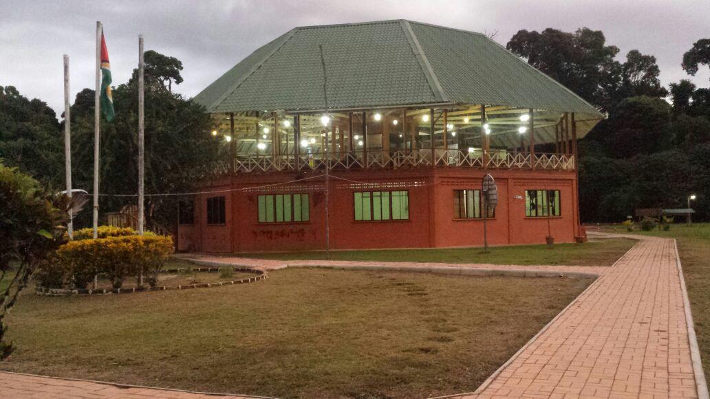 Iwokrama River Lodge Makari Exterior photo